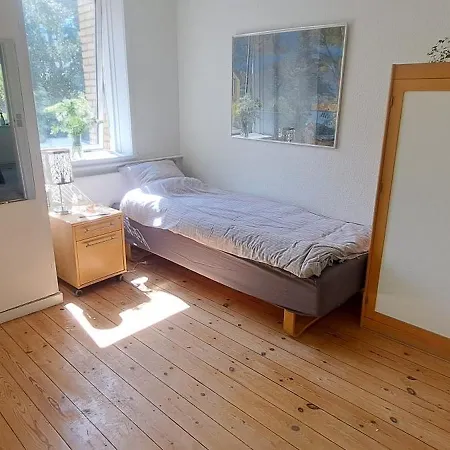 Det Lille Hus Pa Praerien Villa Tåstrup